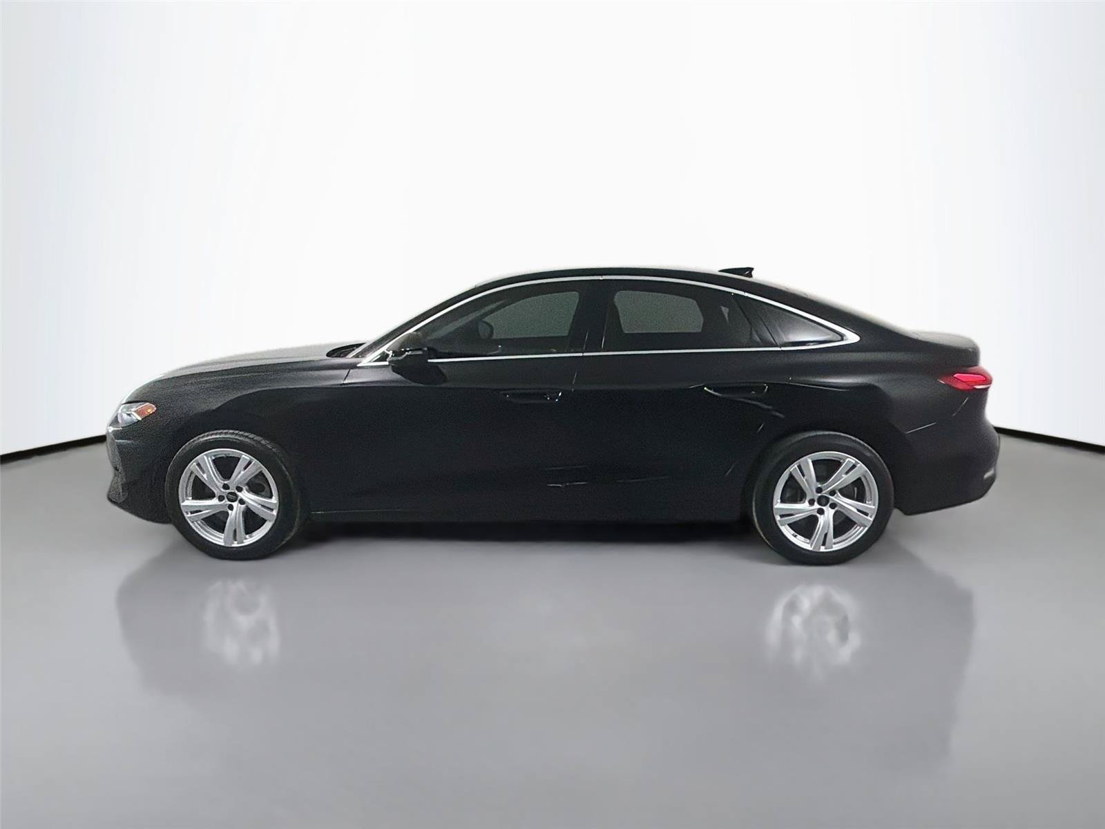 Used 2025 Audi A5 2.0T Premium Plus w/ Premium Plus AWD/4WD image 8