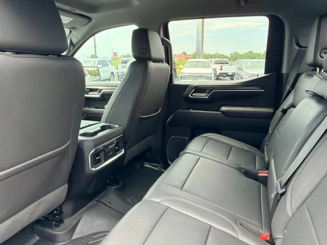 Used 2022 Chevrolet Silverado 1500 LTZ AWD/4WD image 29
