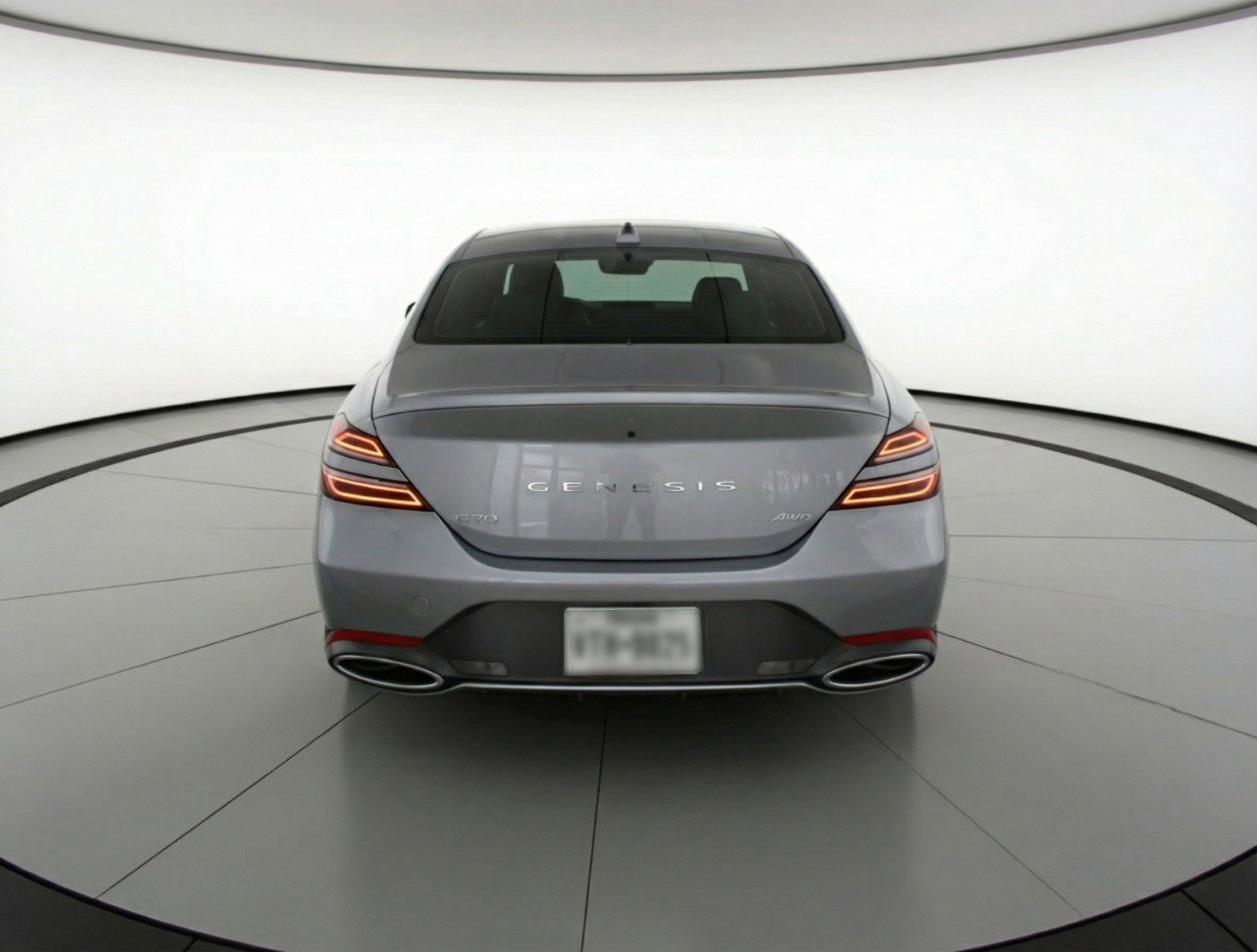 Used 2025 Genesis G70 2.5T image 7