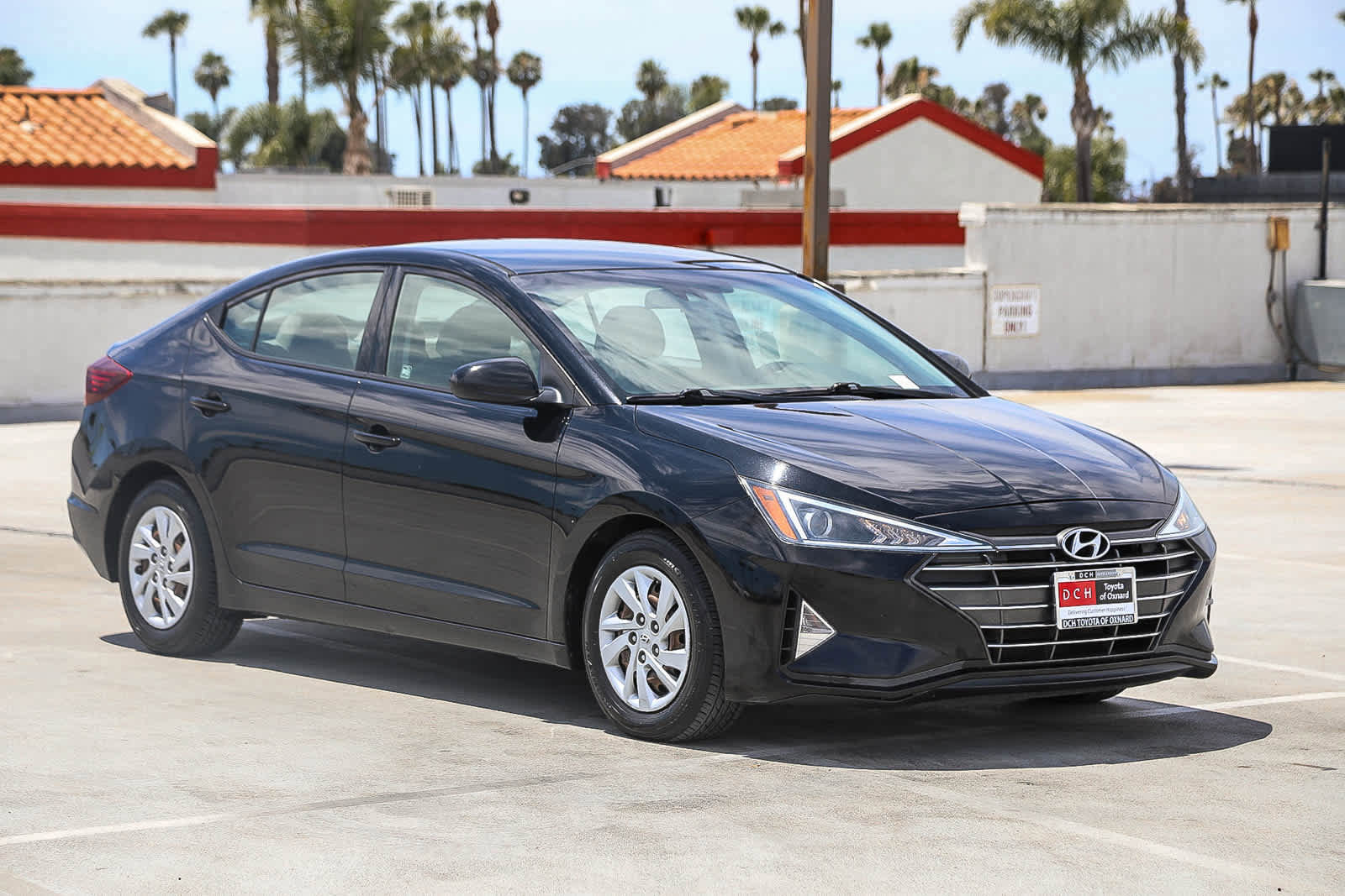 Used 2020 Hyundai Elantra SE FWD image 4