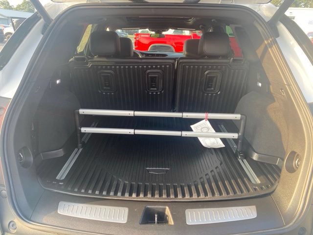 Used 2023 Cadillac XT5 Premium Luxury w/ LPO, Floor Liner Package AWD/4WD image 38
