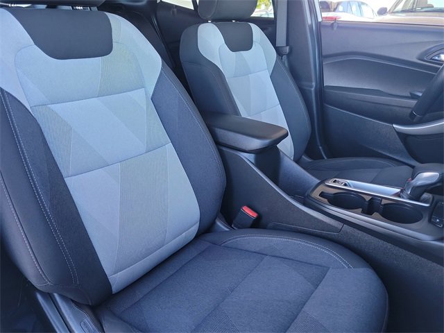 Certified 2025 Chevrolet Trax RS image 22