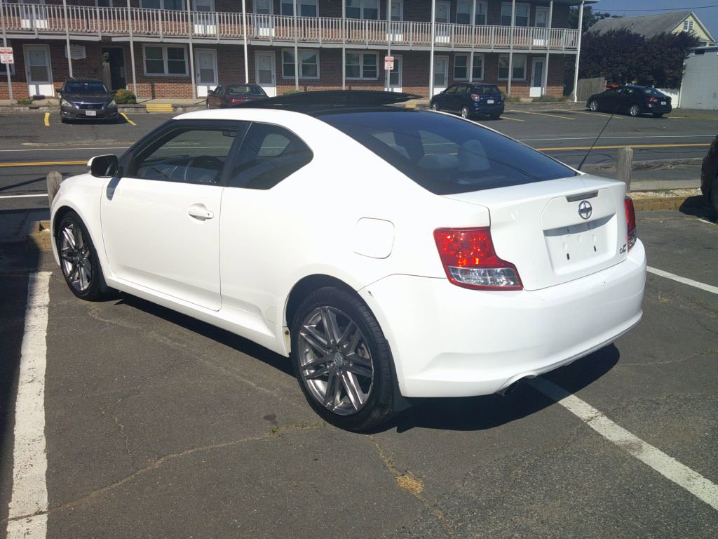 Used 2012 Scion tC image 3