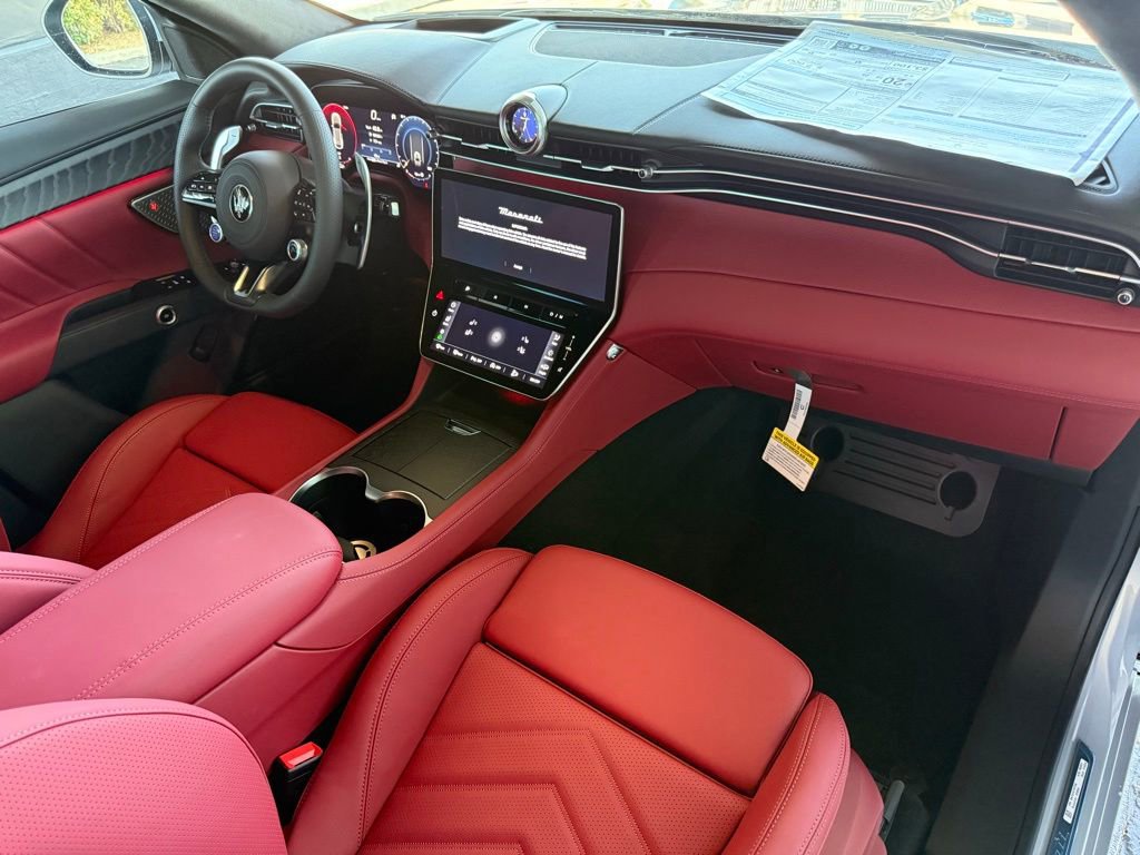 New 2026 Maserati Grecale Modena image 11