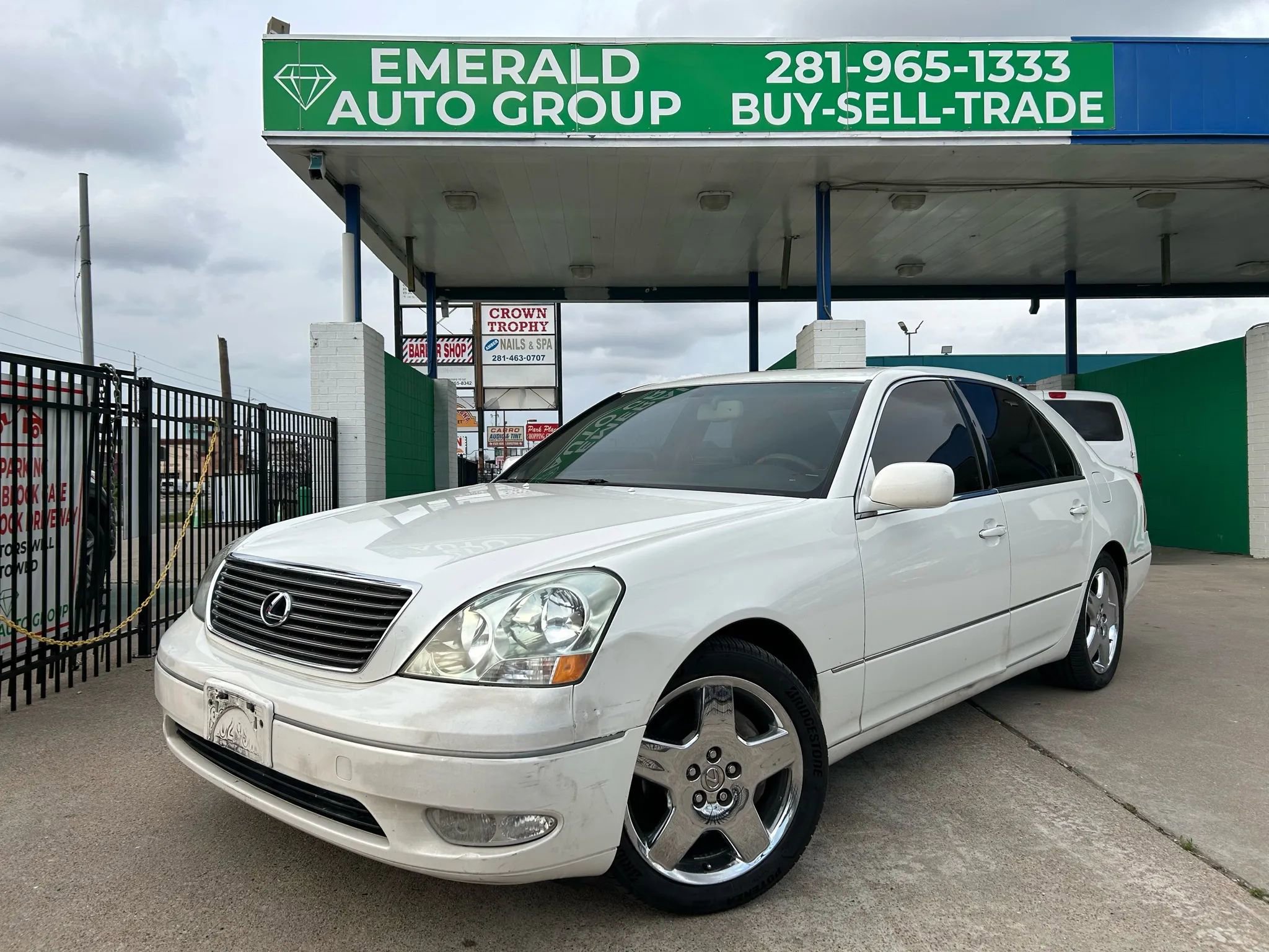 Used 2002 Lexus LS 430 image 1