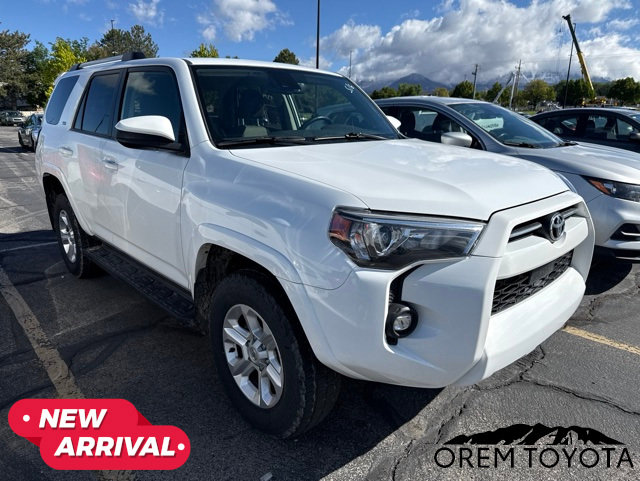 Used 2024 Toyota 4Runner SR5 AWD/4WD image 6
