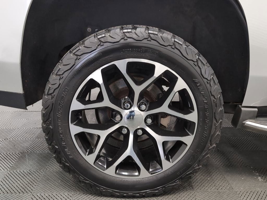 Used 2016 GMC Yukon SLE w/ Convenience Package image 42