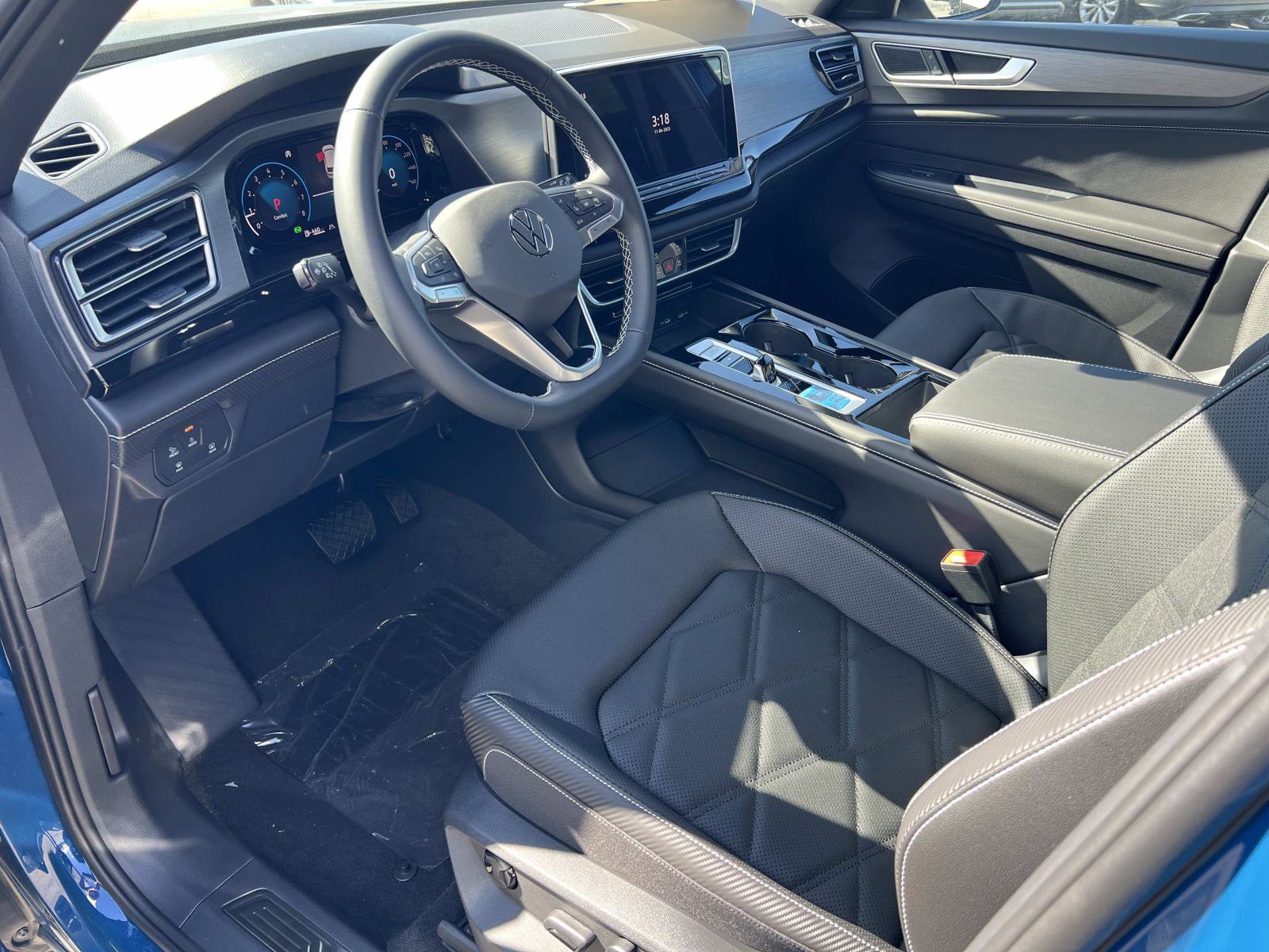 New 2026 Volkswagen Atlas Cross Sport SE image 3