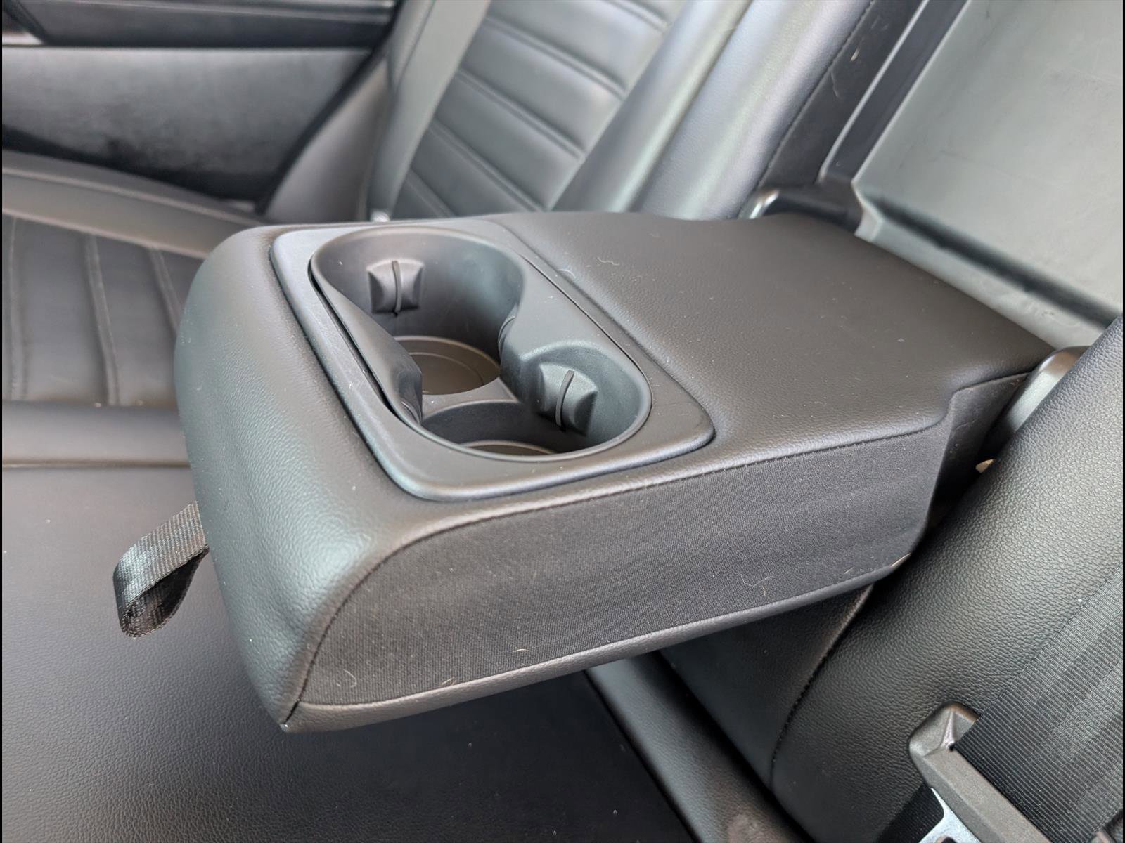 Used 2022 Ford Edge SEL w/ Convenience Package image 18