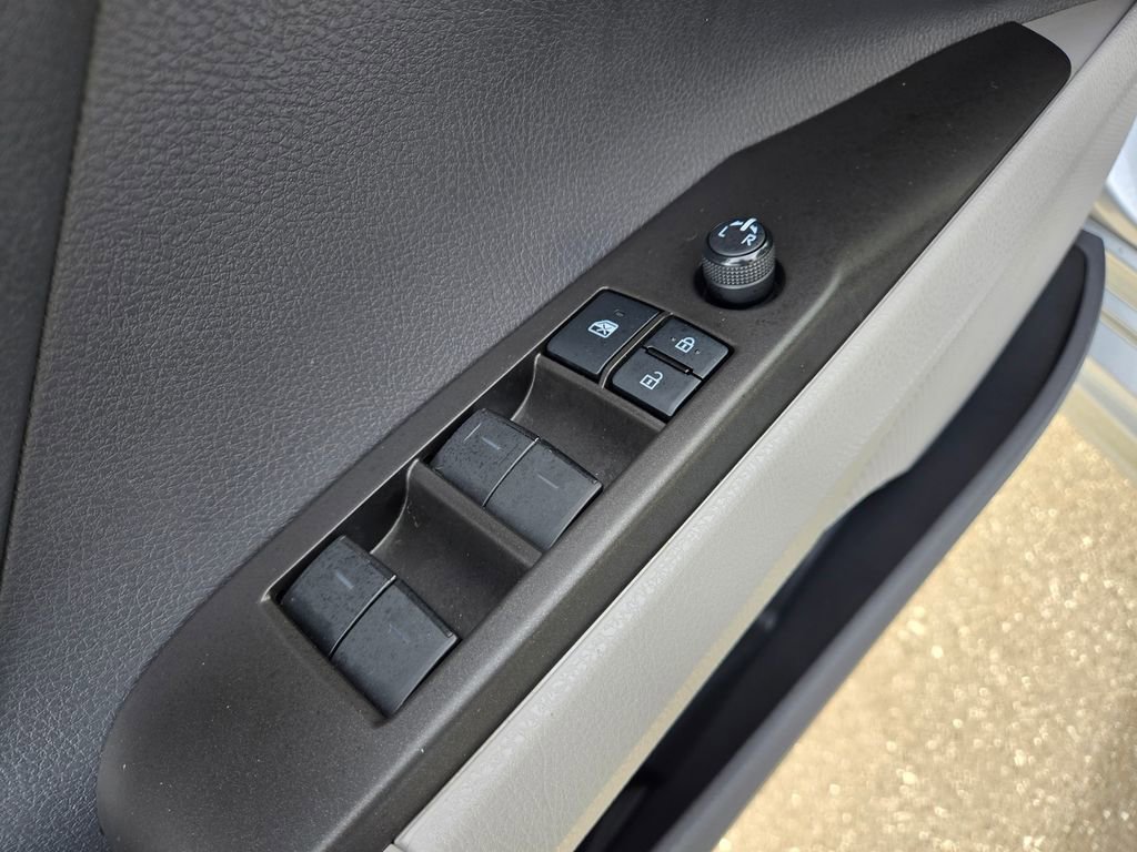 Used 2021 Toyota Camry SE image 22