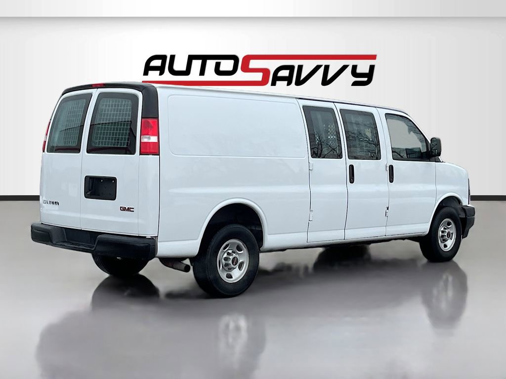 Used 2023 GMC Savana 3500 Extended w/ Driver Convenience Package RWD image 7