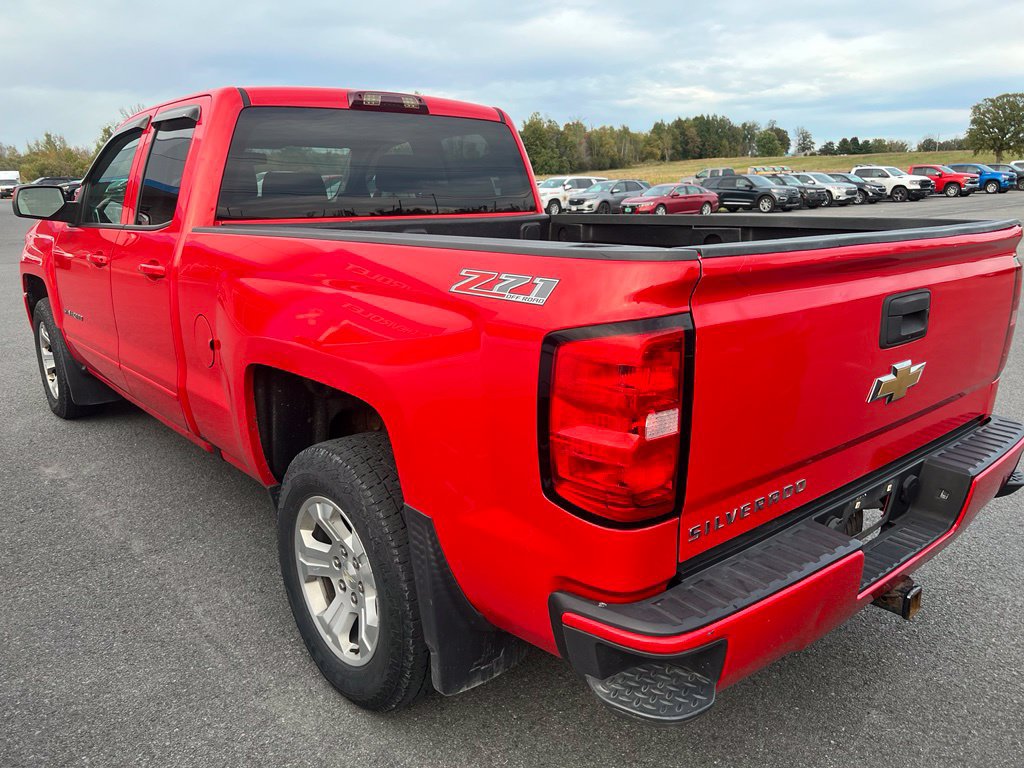 Certified 2017 Chevrolet Silverado 1500 LT w/ All Star Edition AWD/4WD image 4