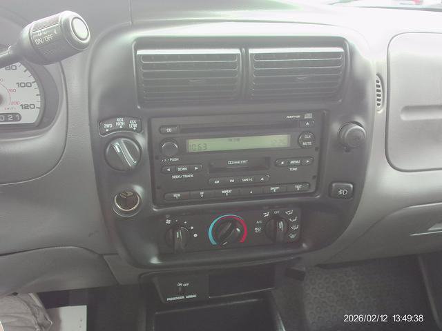 Used 2004 Ford Ranger XLT image 11