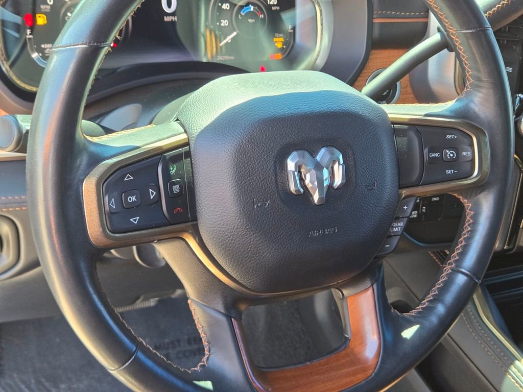 Used 2023 RAM 2500 Limited AWD/4WD image 17