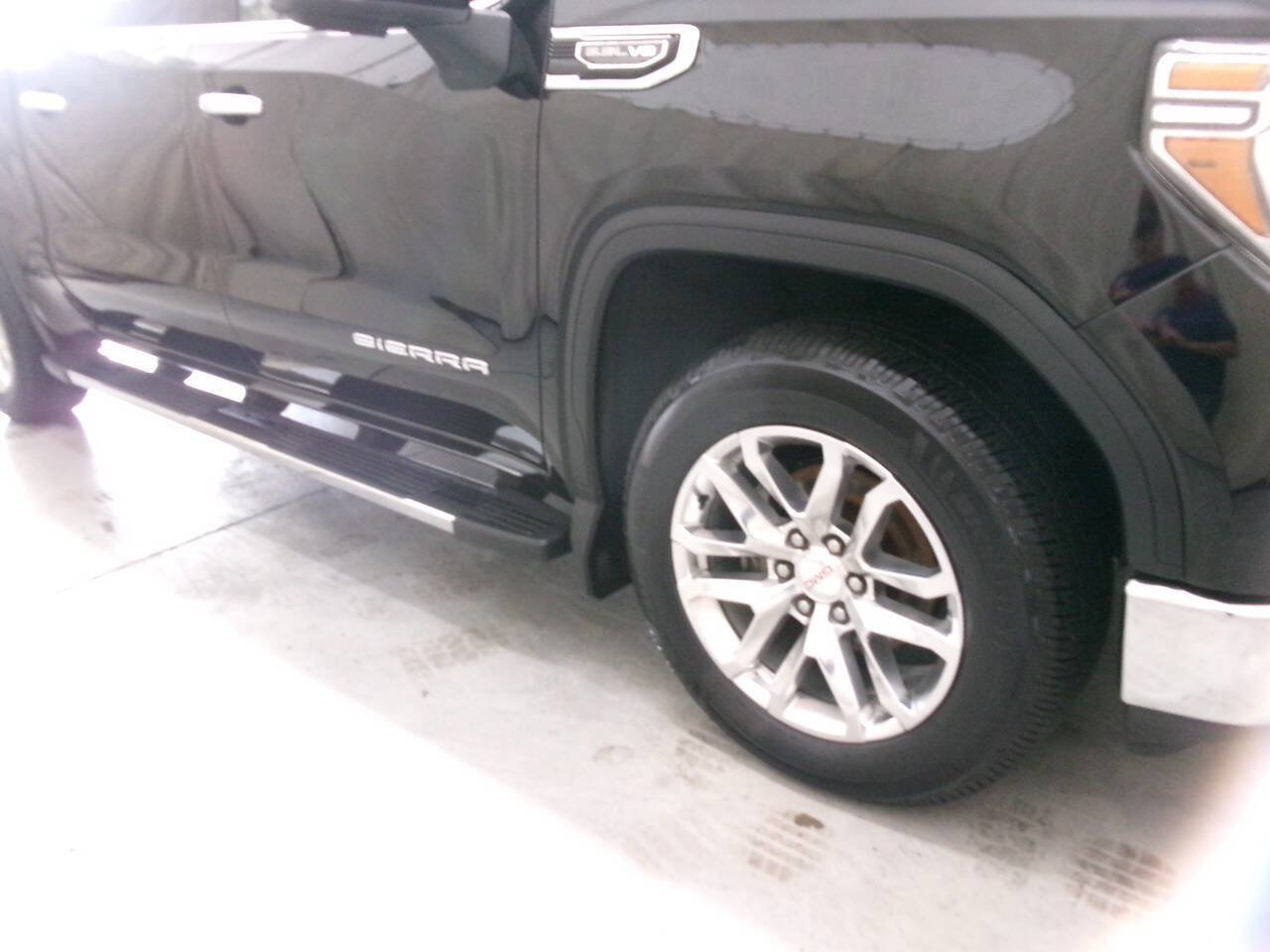 Used 2019 GMC Sierra 1500 SLT w/ SLT Premium Package image 16