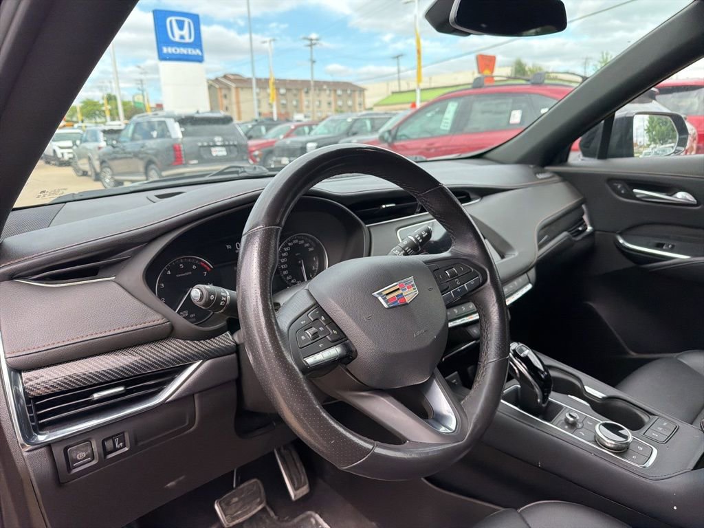 Used 2023 Cadillac XT4 Sport AWD/4WD image 16