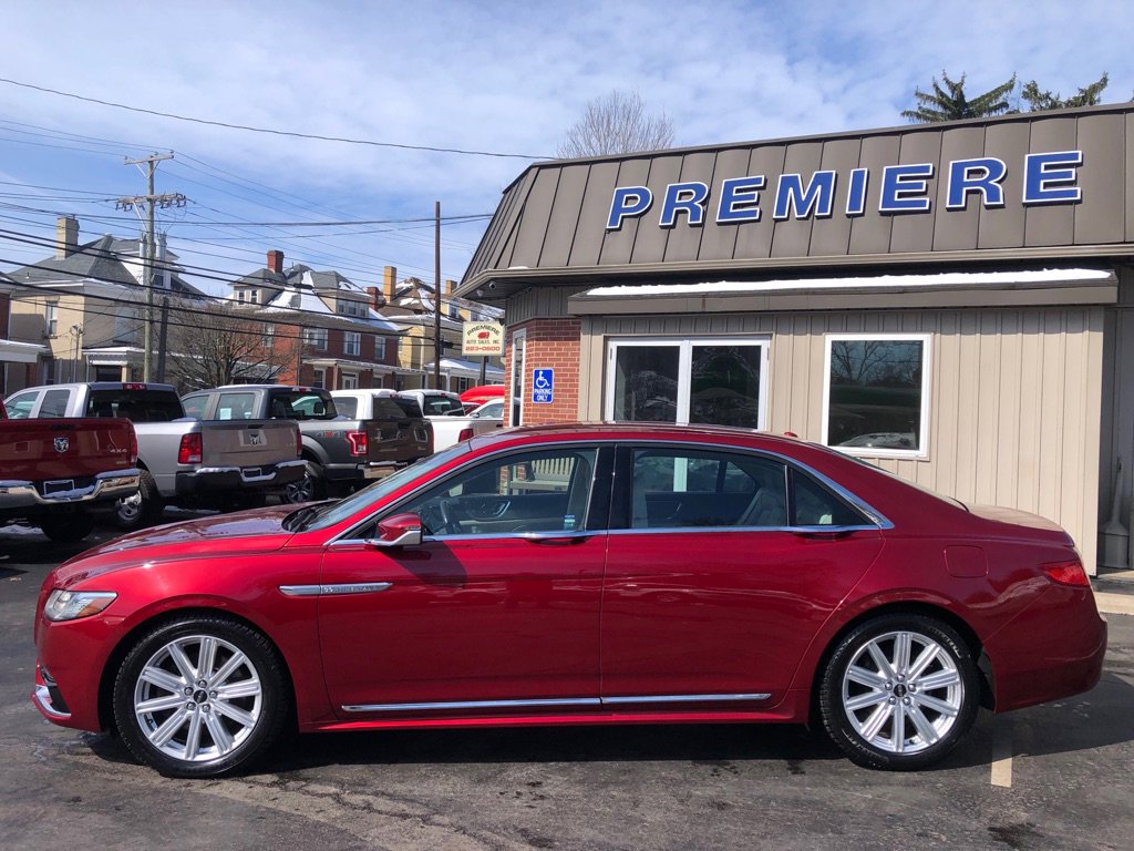 Used 2017 Lincoln Continental Reserve w/ Climate Package image 2