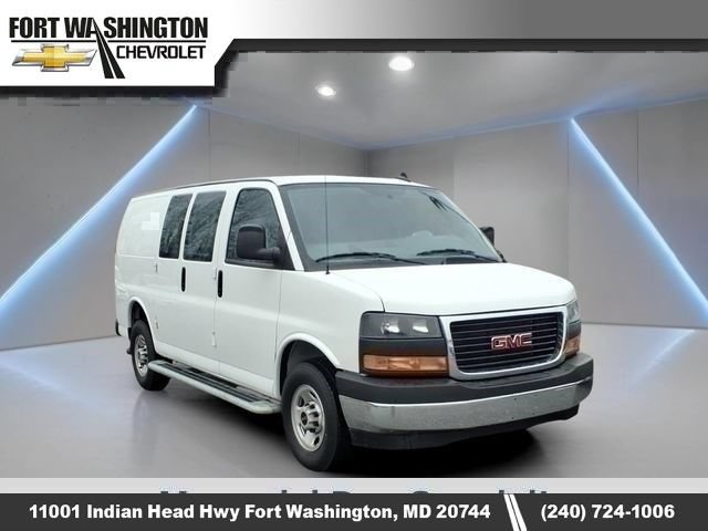 Used 2024 GMC Savana 2500 w/ Driver Convenience Package RWD image 7