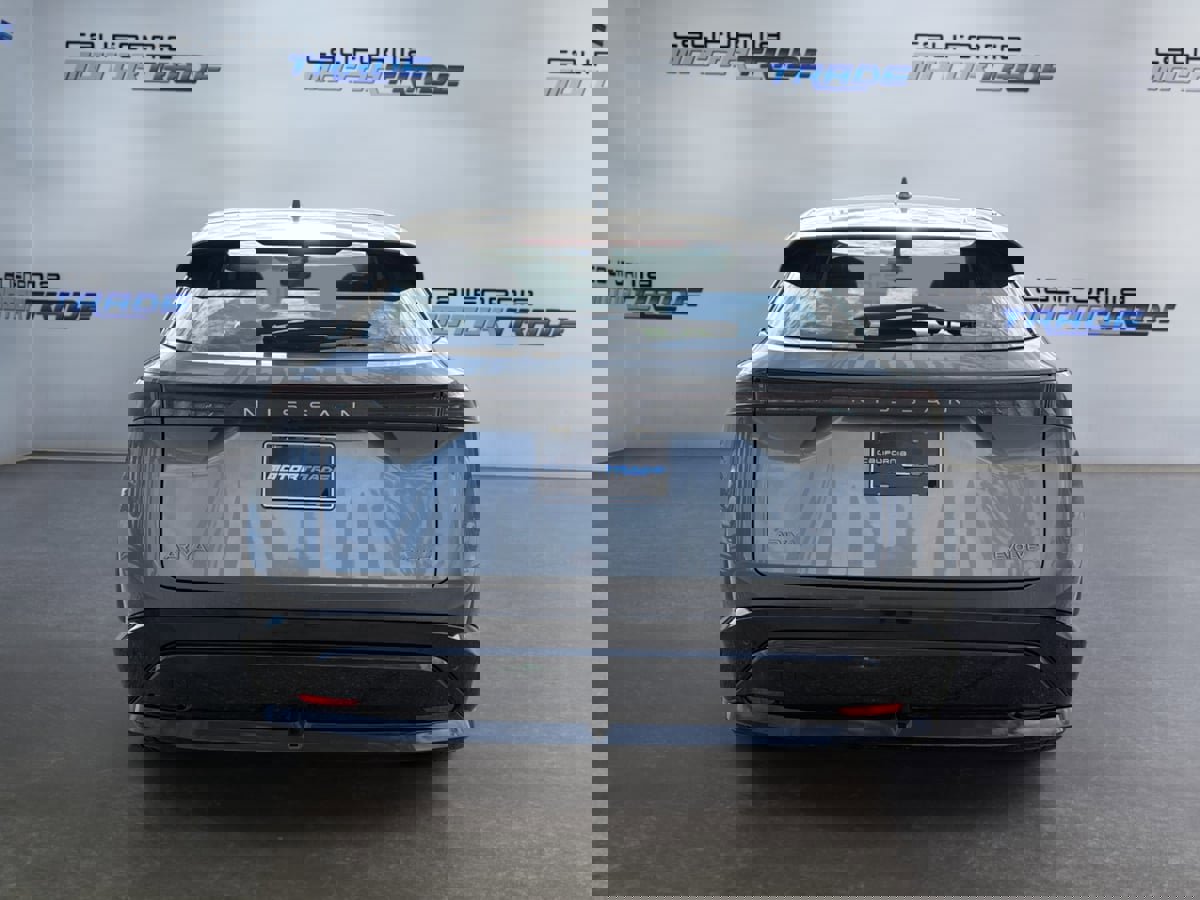 Used 2024 Nissan Ariya FWD image 6