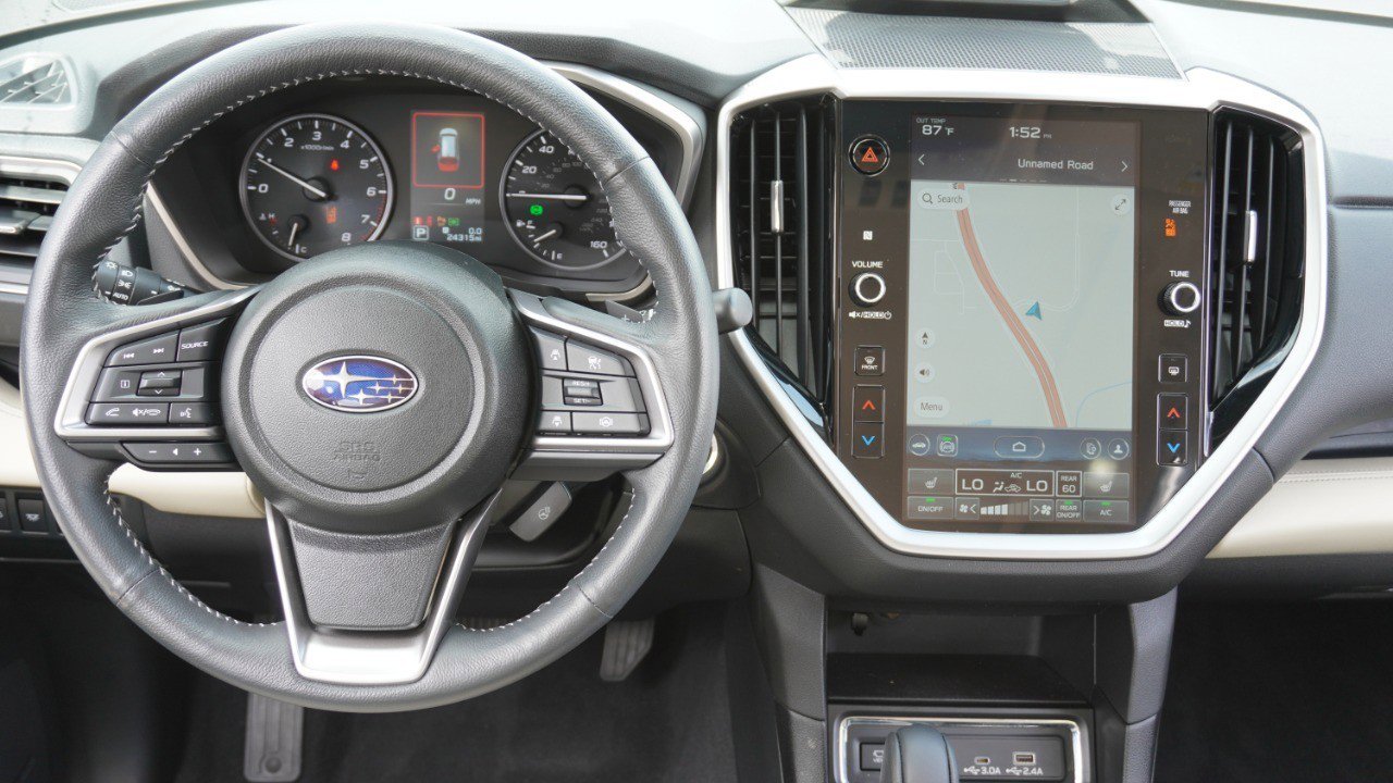 Used 2023 Subaru Ascent Limited w/ Technology Package AWD/4WD image 31