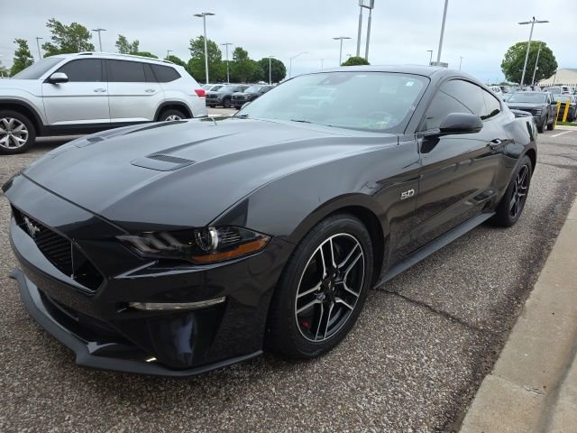Used 2022 Ford Mustang GT Premium w/ Equipment Group 401A image 3