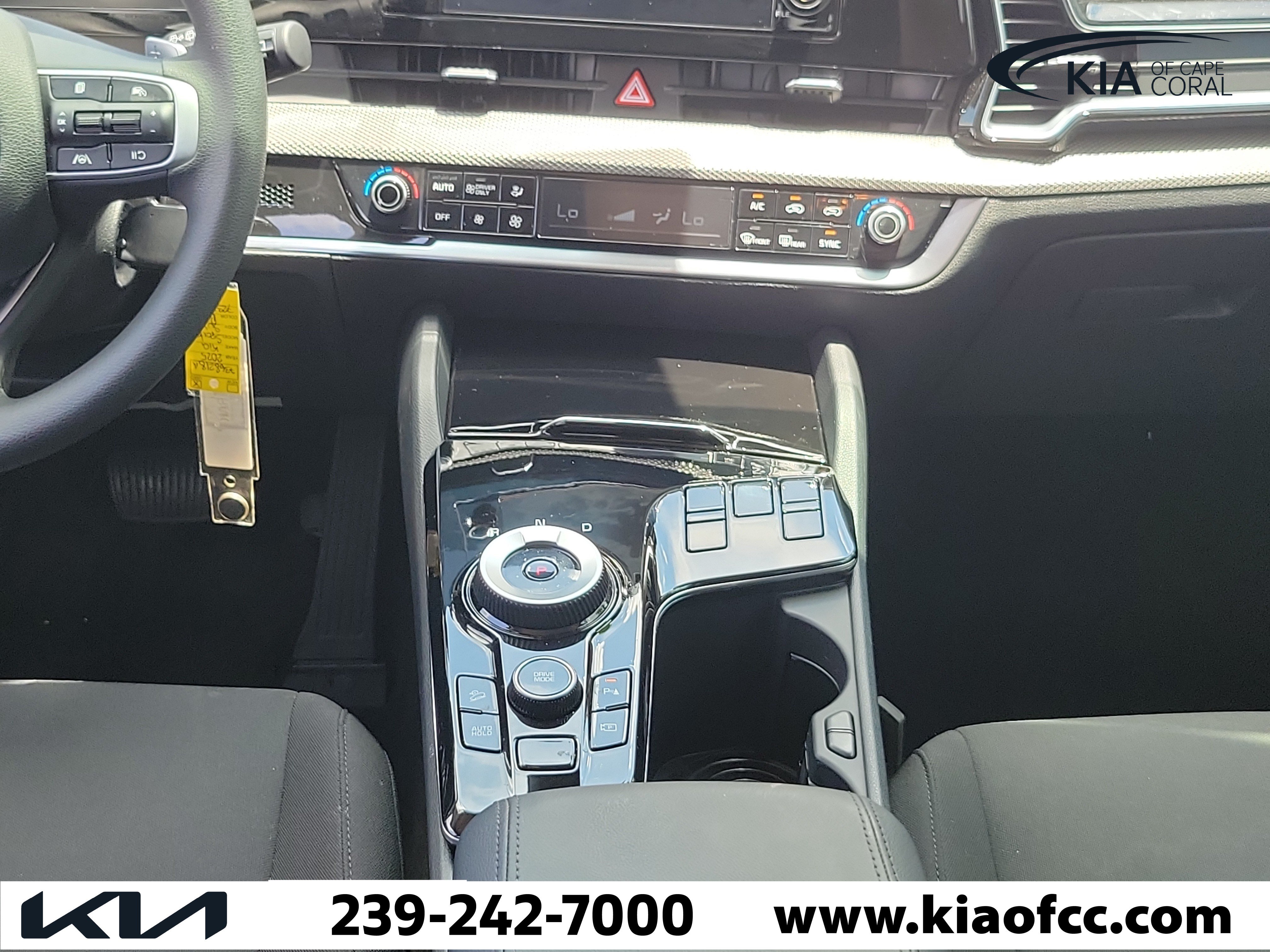 Certified 2025 Kia Sportage LX FWD image 19