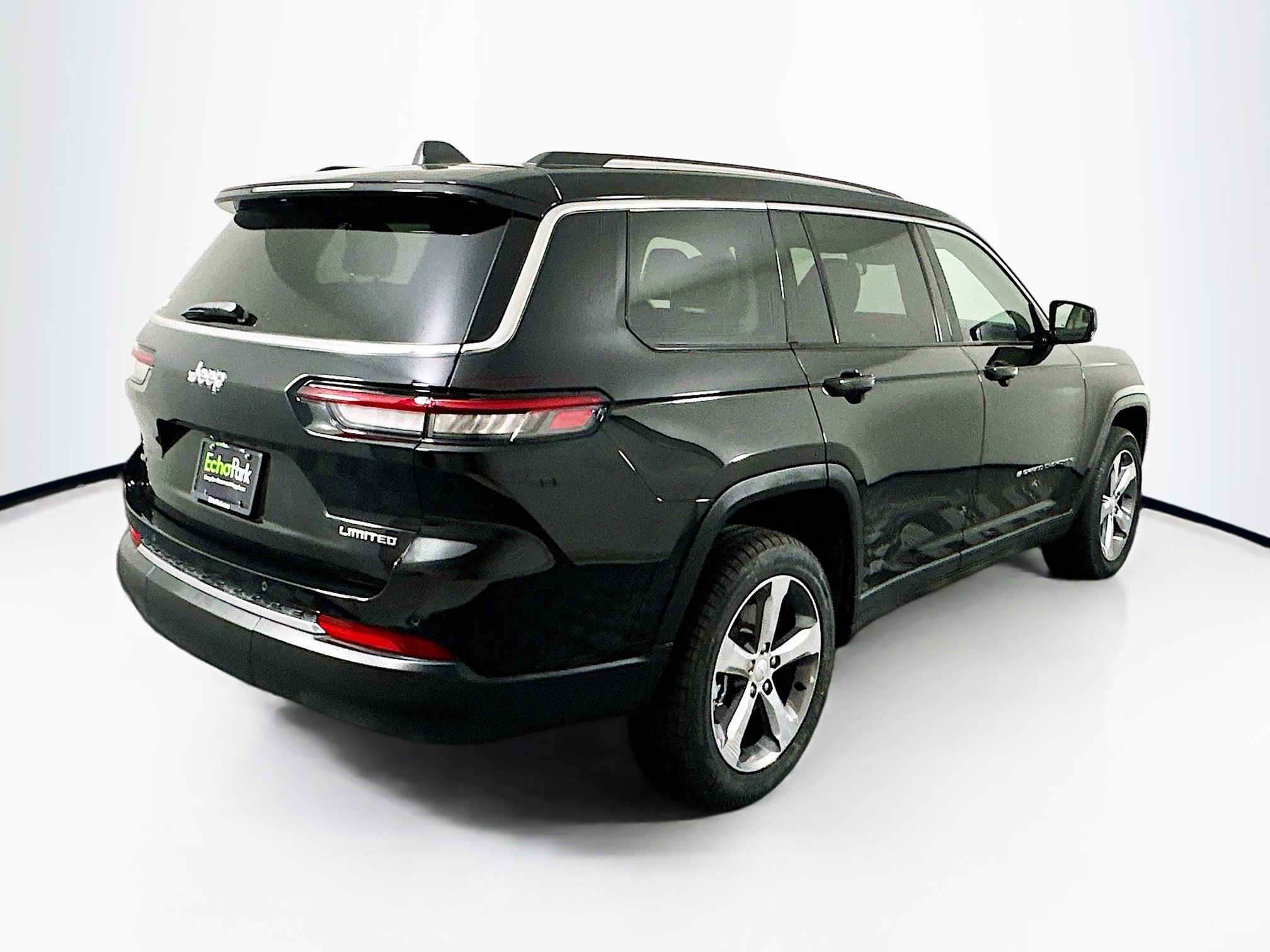 Used 2022 Jeep Grand Cherokee L Limited image 9