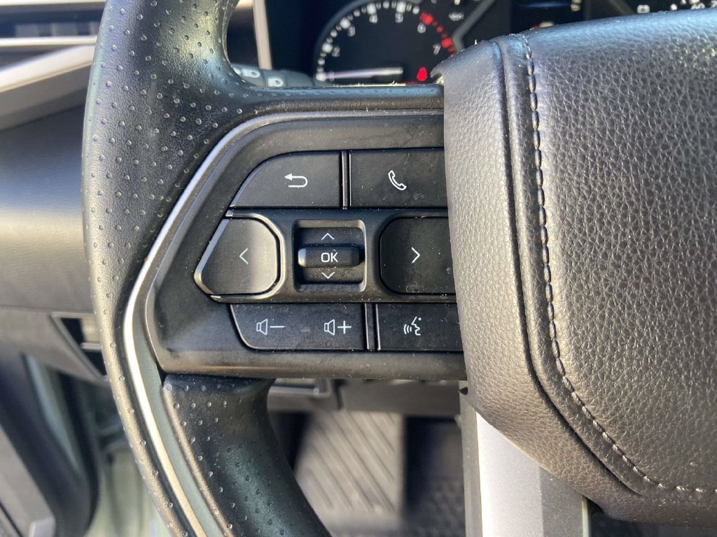 Used 2026 Toyota Tundra SR5 w/ SR5 Convenience Package AWD/4WD image 33