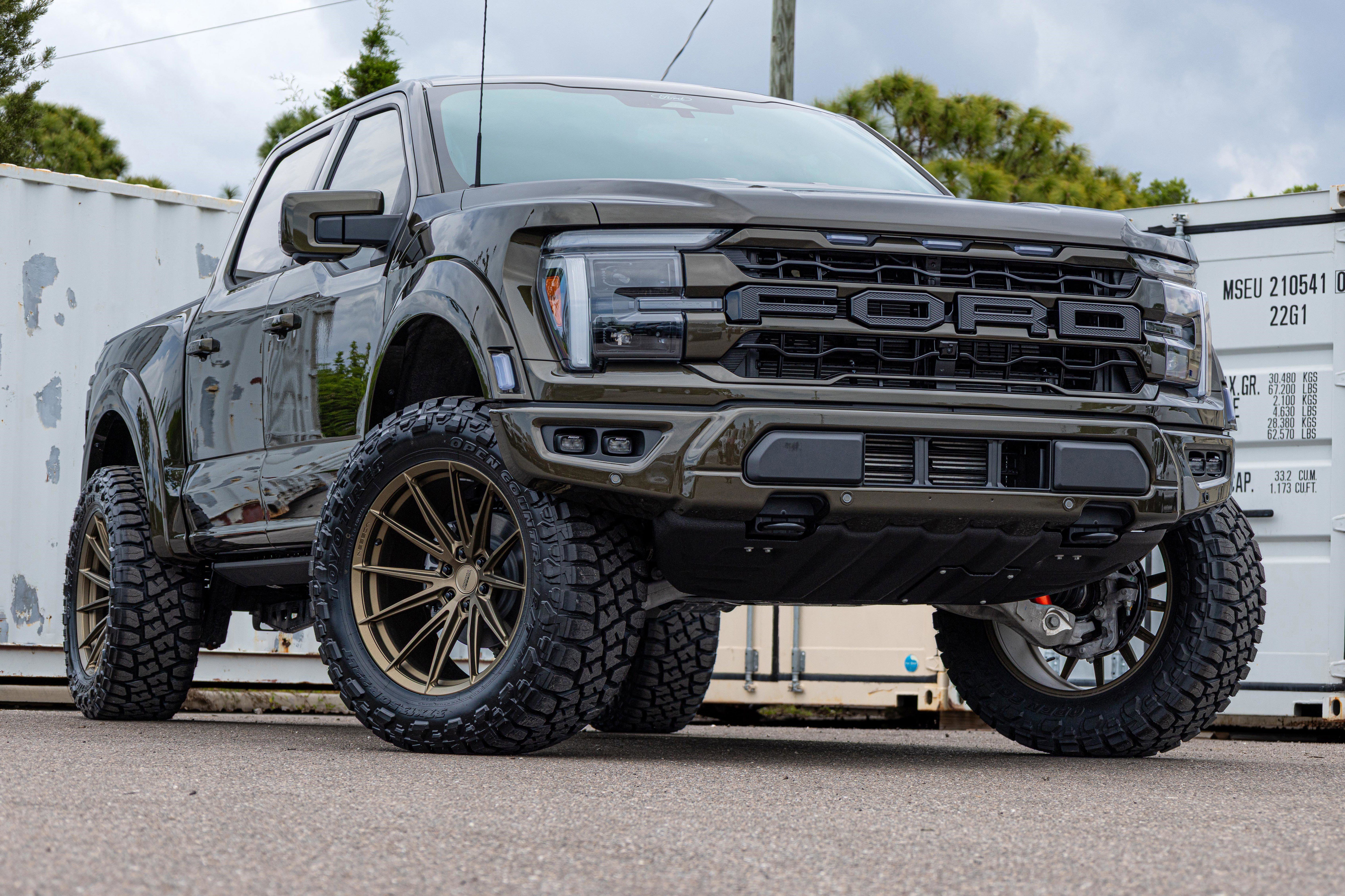 New 2026 Ford F150 Raptor AWD/4WD image 1