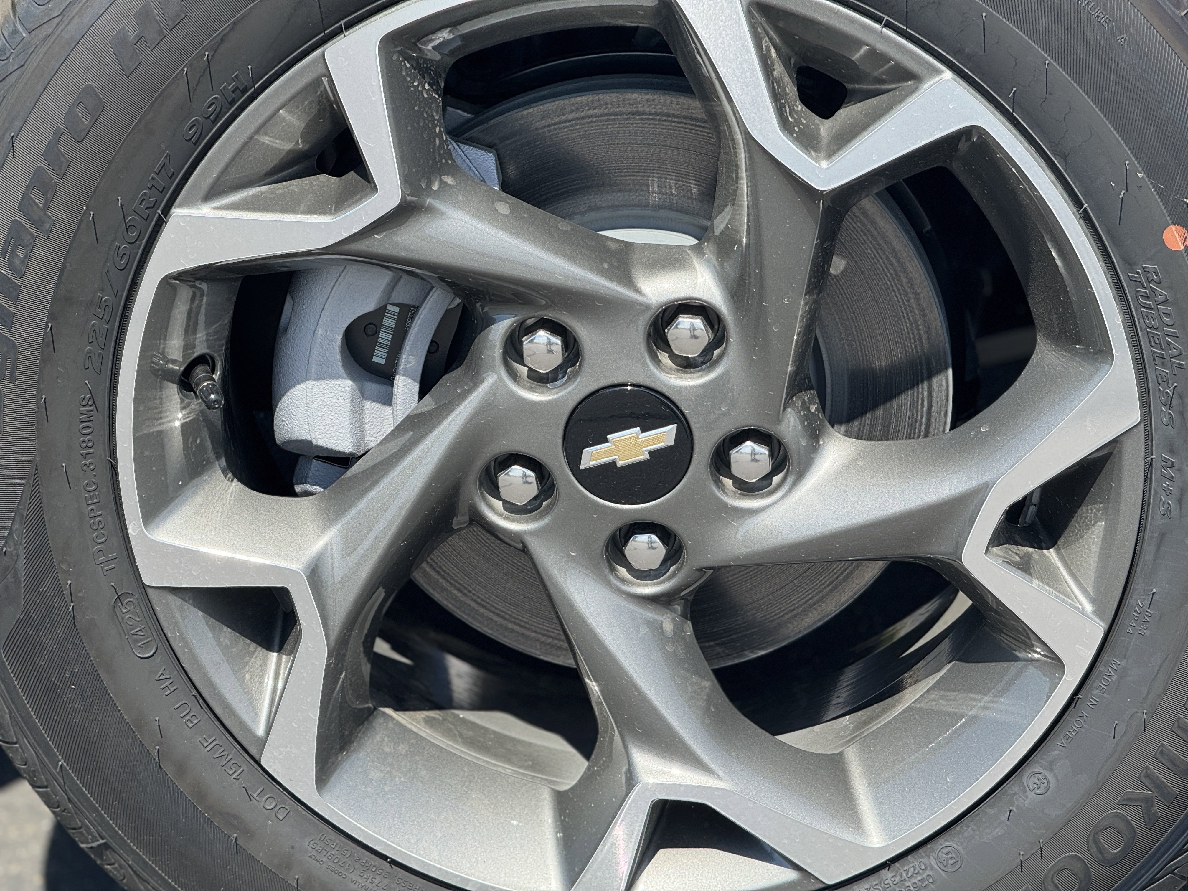 New 2025 Chevrolet Trax LT w/ LT Convenience Package image 7