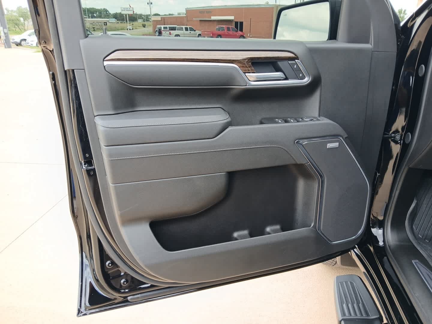 Used 2026 GMC Sierra 1500 Elevation w/ Elevation Premium Package AWD/4WD image 17