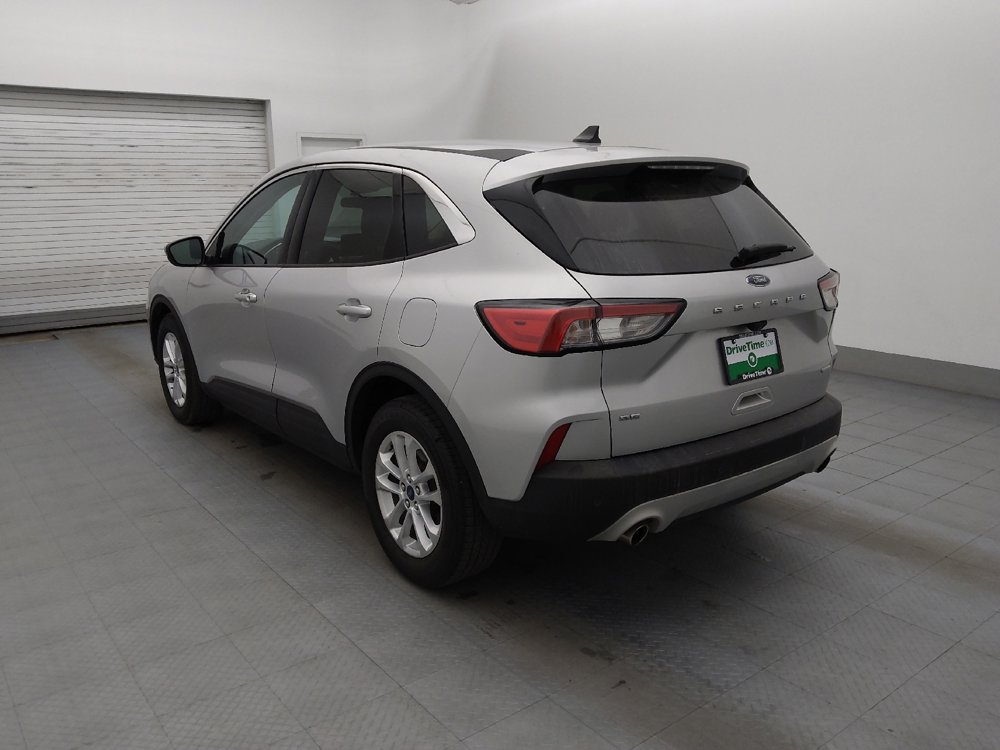 Used 2020 Ford Escape SE image 5