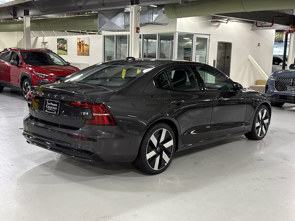 Certified 2025 Volvo S60 T8 Plus AWD/4WD image 2