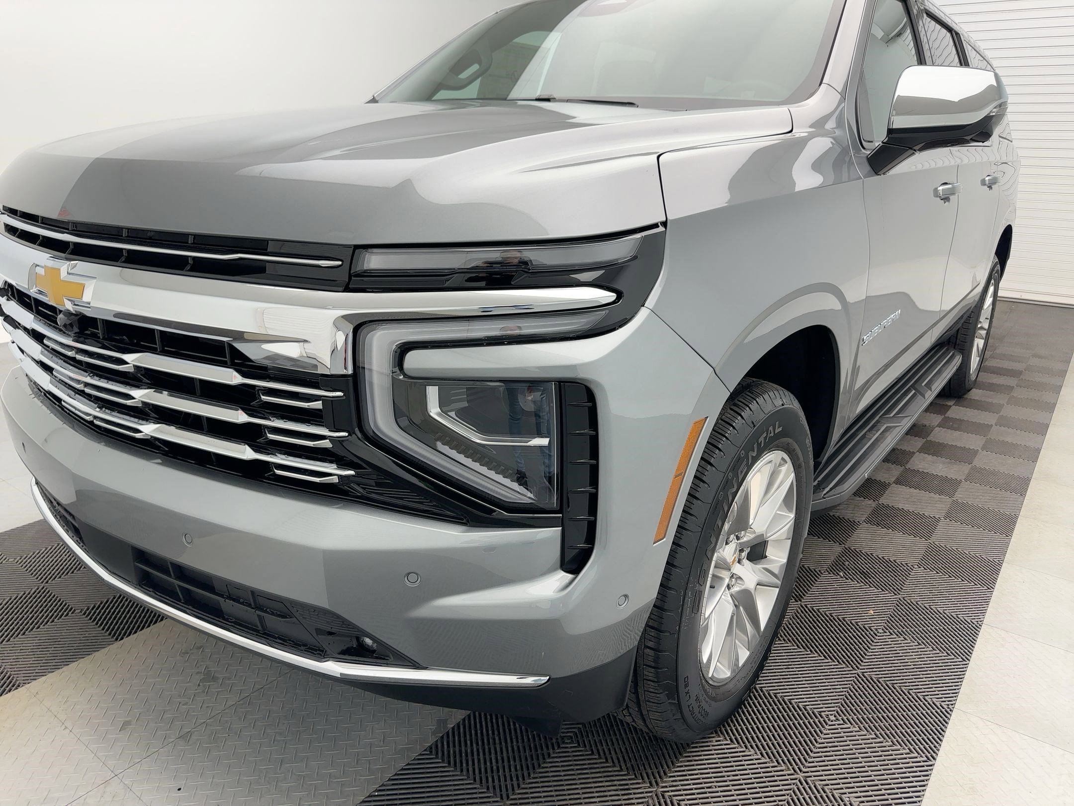 New 2026 Chevrolet Suburban Premier image 20