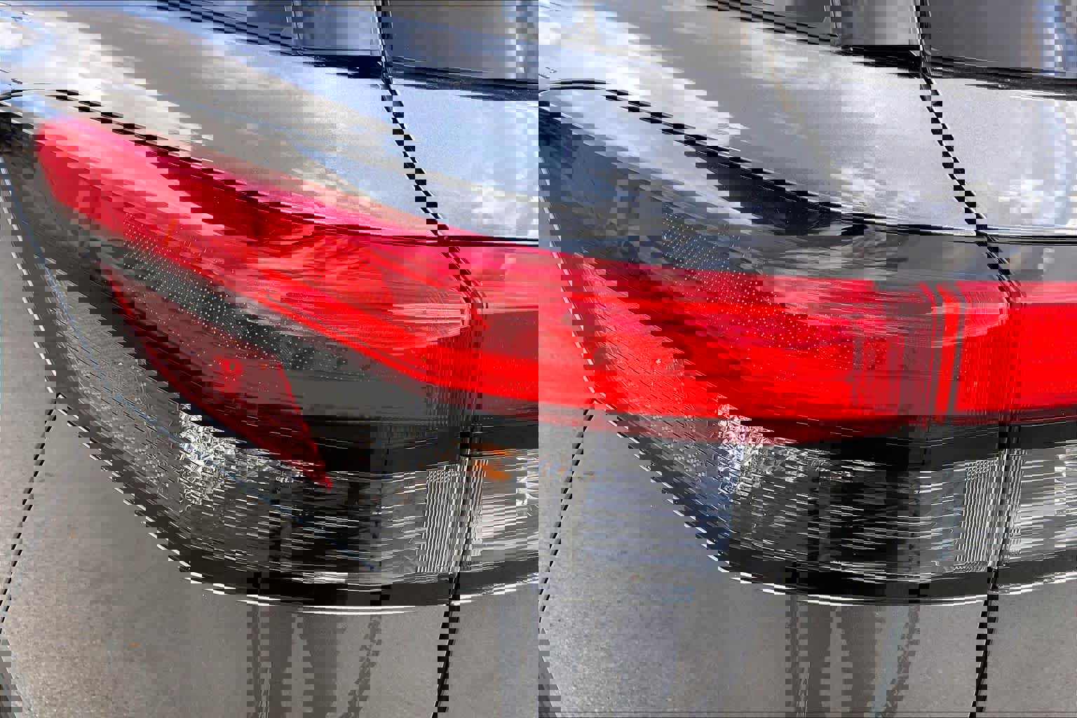 Used 2025 Nissan Pathfinder SL image 29