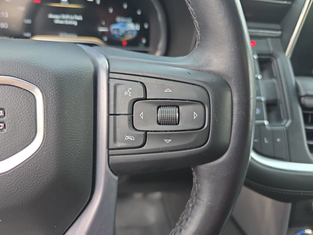 Used 2022 GMC Yukon XL SLE image 30