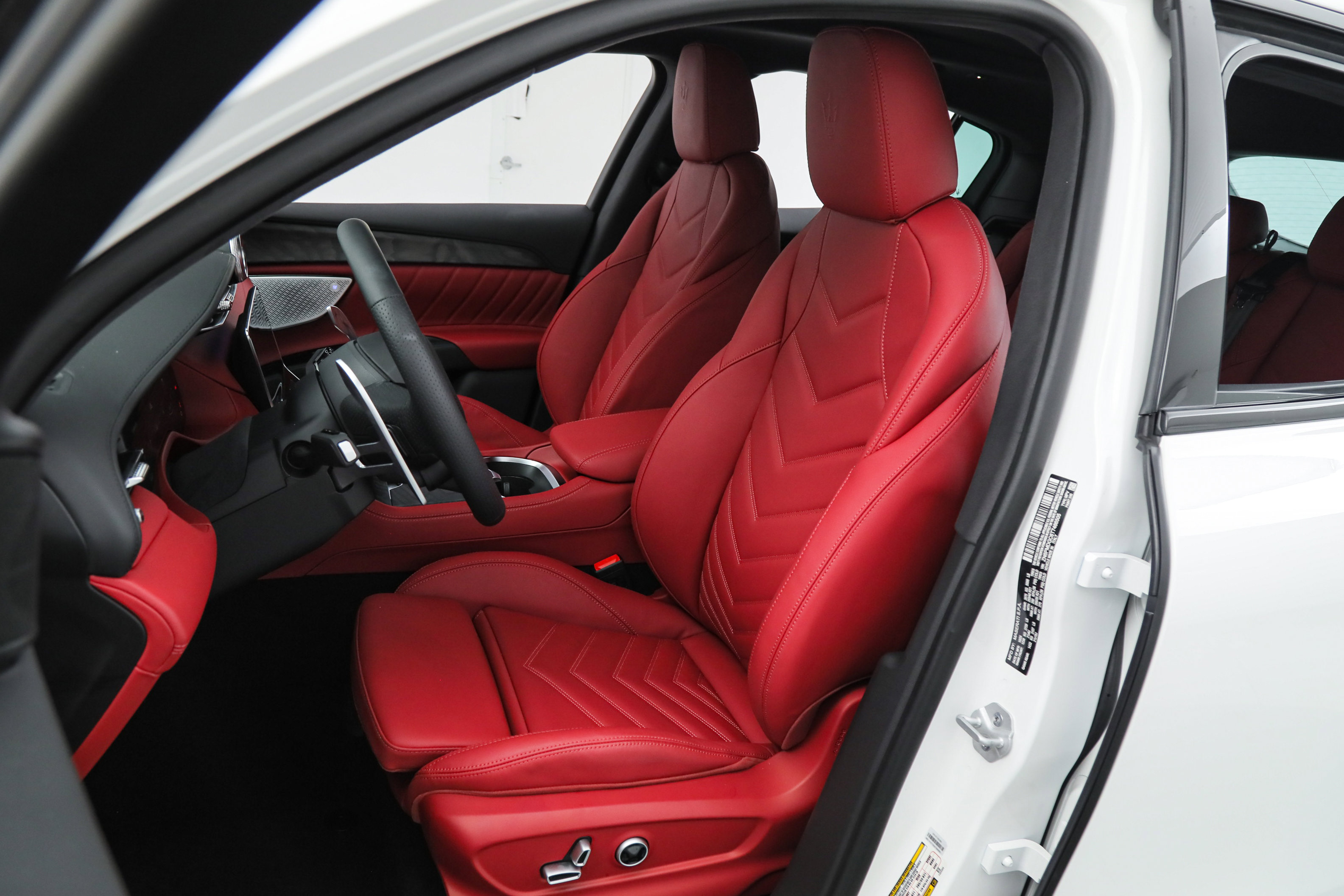 New 2026 Maserati Grecale Modena image 17