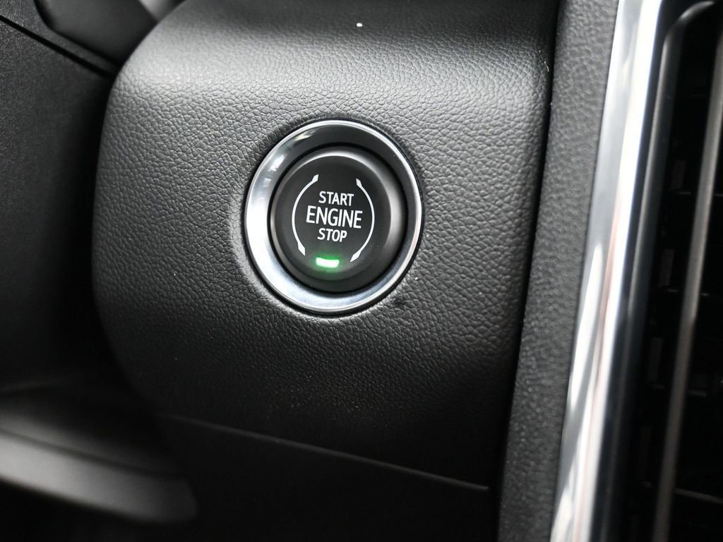 New 2026 GMC Acadia Denali w/ Super Cruise Package AWD/4WD image 15