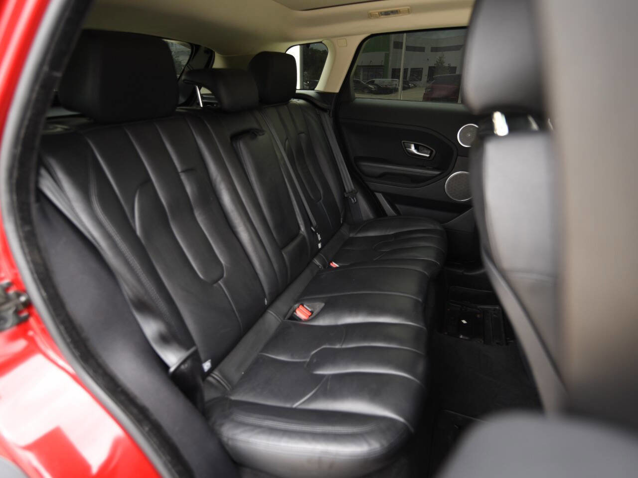 Used 2015 Land Rover Range Rover Evoque Pure Plus AWD/4WD image 15