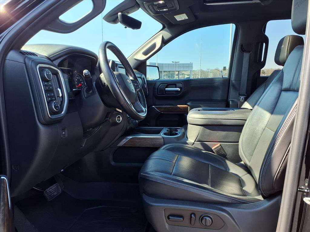 Used 2021 Chevrolet Silverado 1500 High Country w/ Technology Package image 26