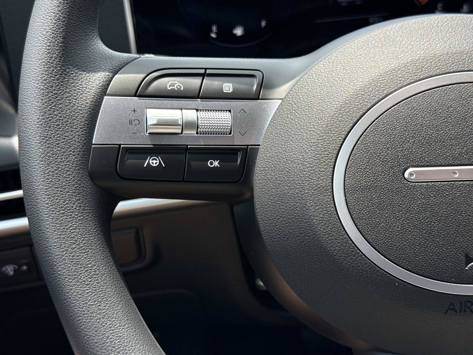 New 2026 Hyundai Santa Cruz SE AWD/4WD image 6