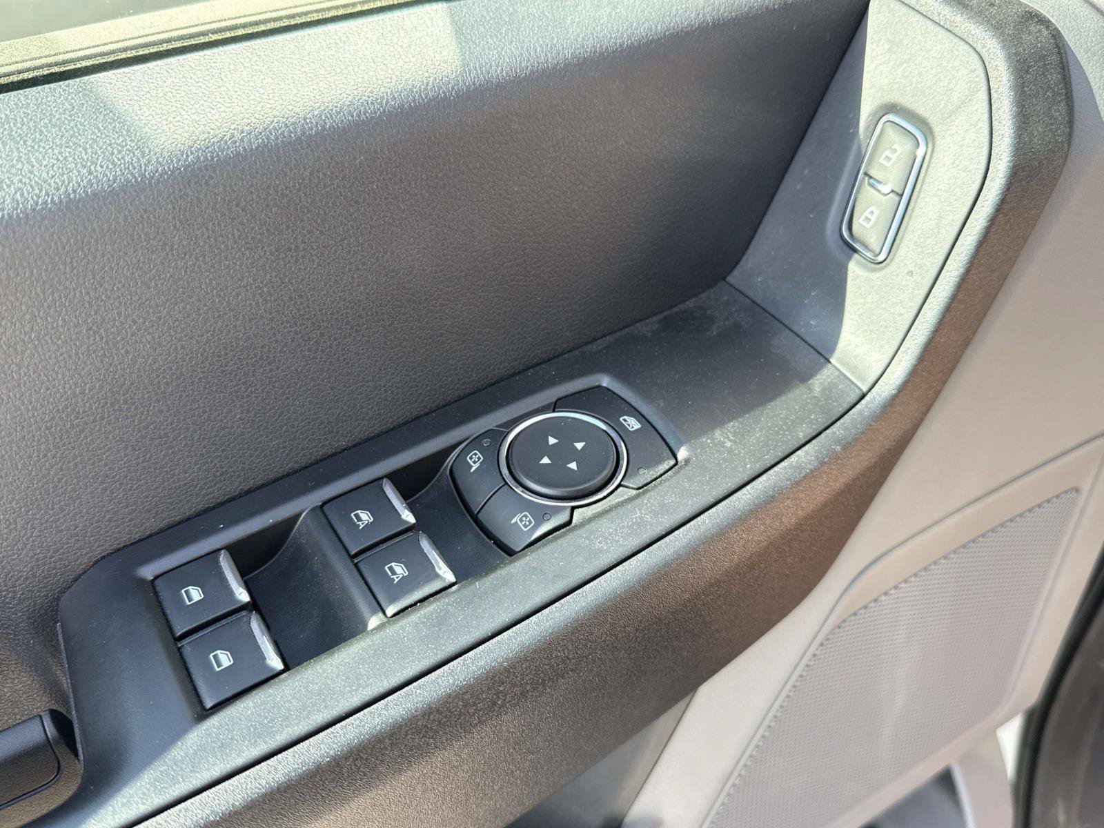 New 2025 Ford F550 4x4 Crew Cab image 19