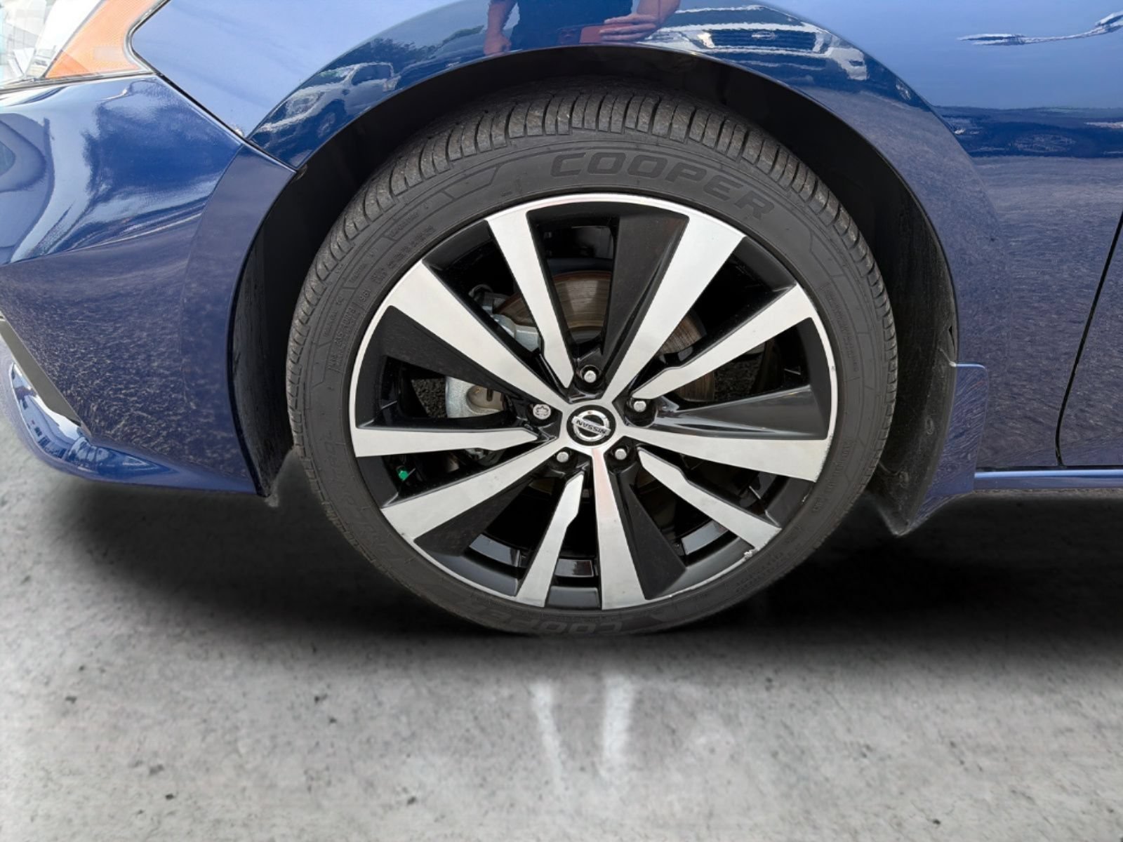 Used 2021 Nissan Altima 2.5 SR w/ SR Premium Package FWD image 37