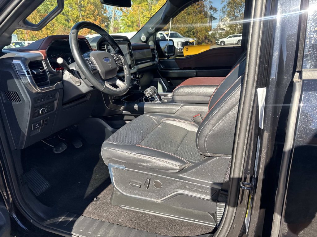 Used 2022 Ford F150 Lariat w/ Equipment Group 502A High AWD/4WD image 17