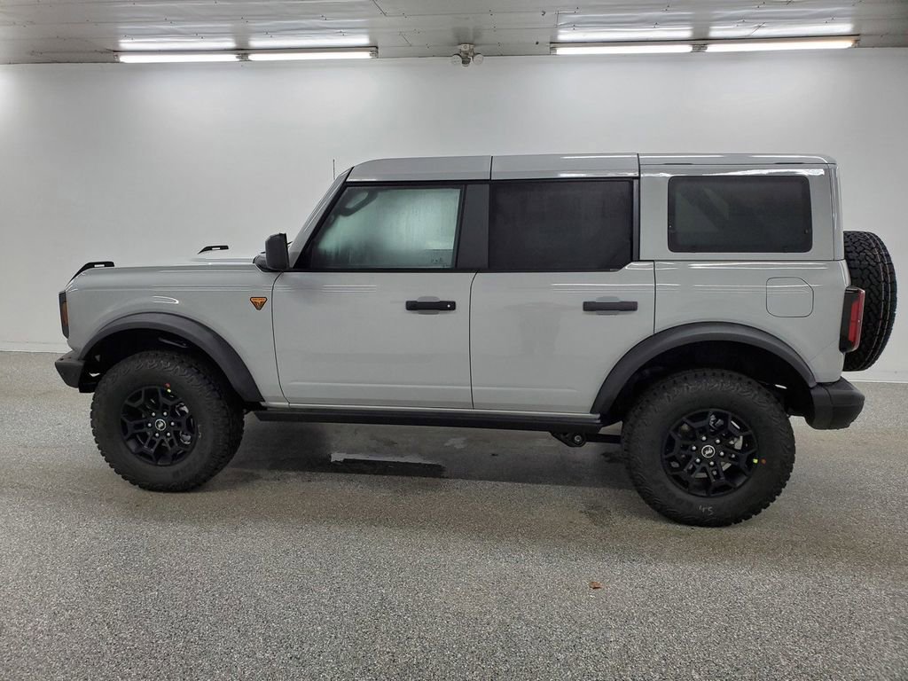 New 2026 Ford Bronco Badlands image 7