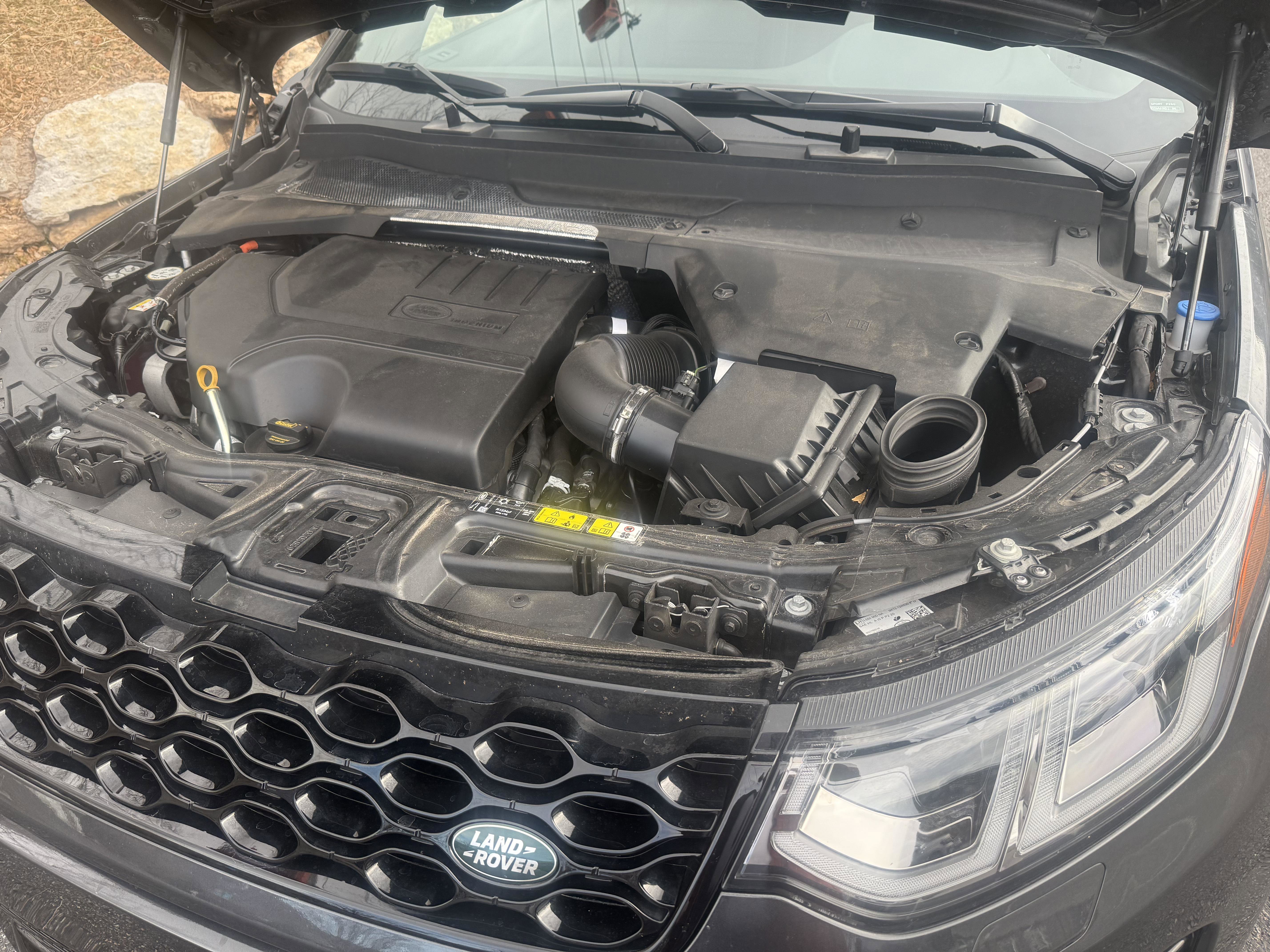 Used 2025 Land Rover Discovery Sport Dynamic SE image 45