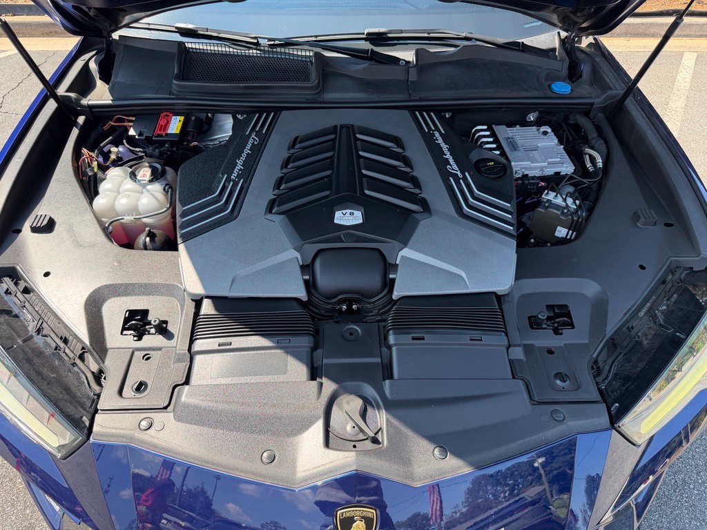 Used 2021 Lamborghini Urus AWD/4WD image 6