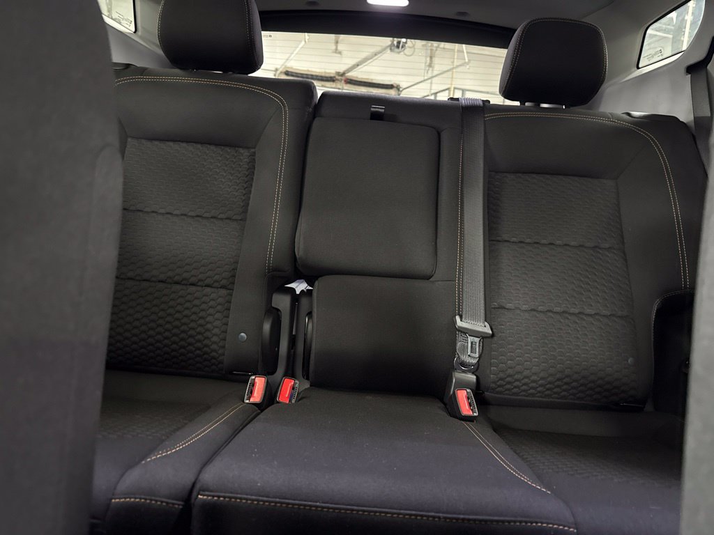 Used 2021 GMC Terrain SLE w/ Driver Convenience Package FWD image 23