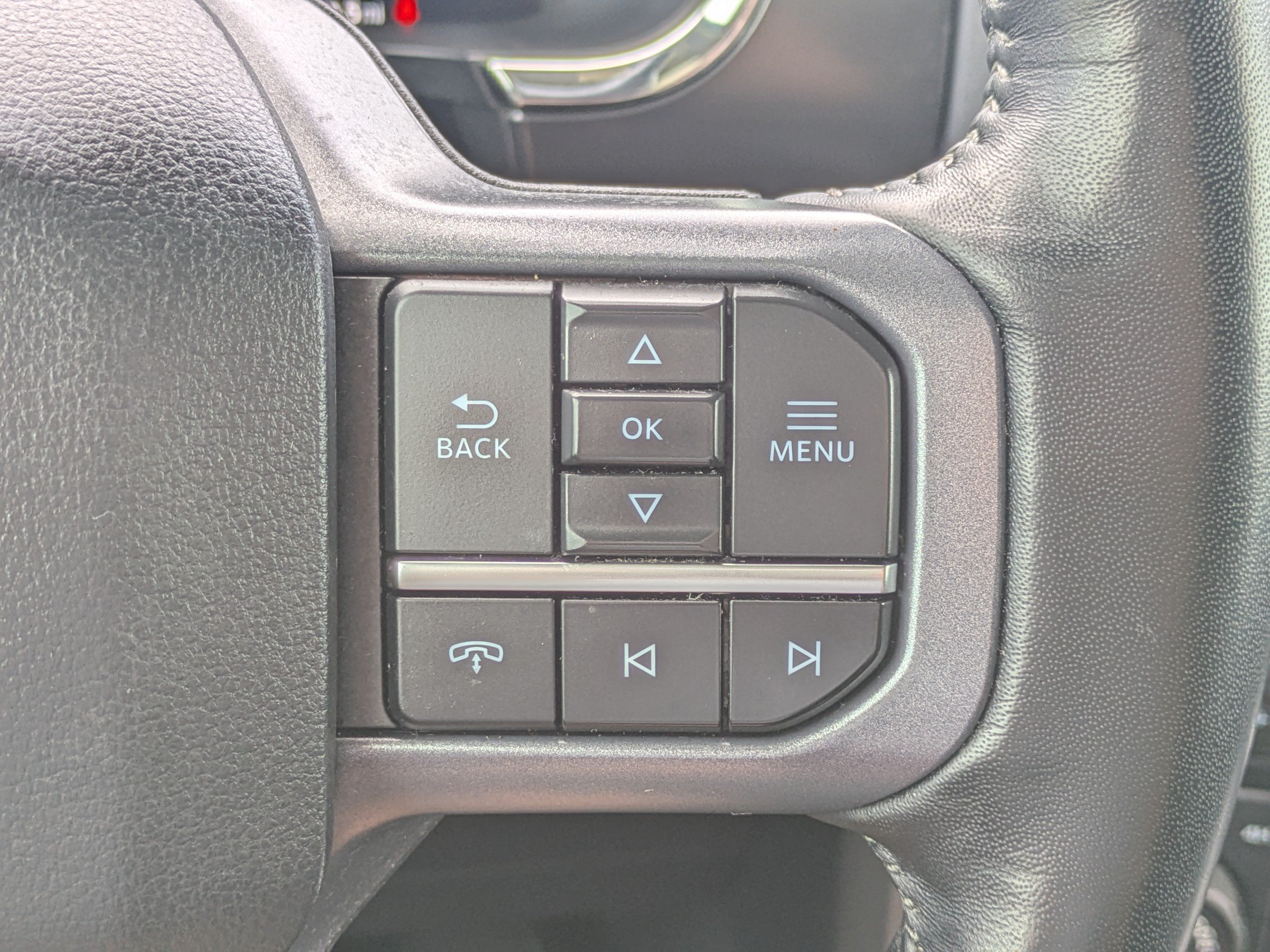 Used 2023 Ford F150 Lariat w/ Equipment Group 502A High AWD/4WD image 23