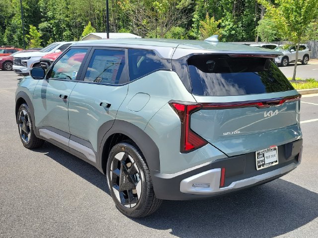 New 2027 Kia Seltos EX FWD image 6